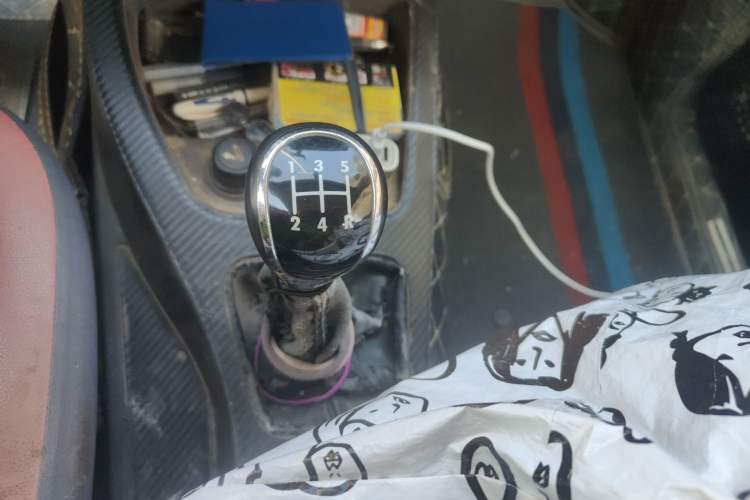 Used Wuling Hongguang 2015 1.5L S Base Model China IV Gear Lever