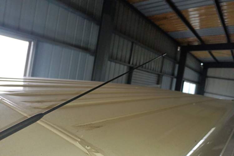 Used JMC Fushun 2025 2.0T 6MT Diesel Short-Wheelbase Mid-Roof Commercial Multi-Purpose Passenger Vehicle with 5/6 Seats