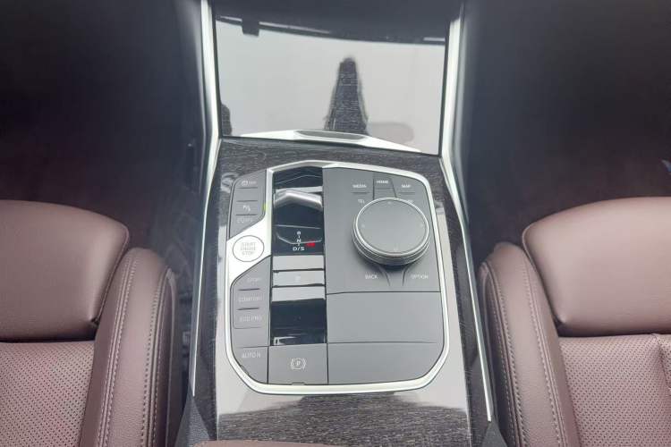 Used BMW 3 Series 2023 325Li M Sport Package
