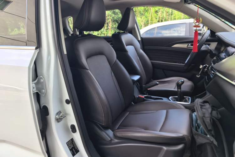 Used CHANGAN CS35PLUS 2019 1.6L Manual Chuanlian Edition