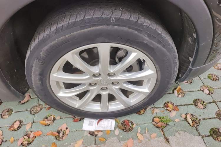 Used Cadillac XT4 2018 28T Two-Wheel Drive Tech Version
