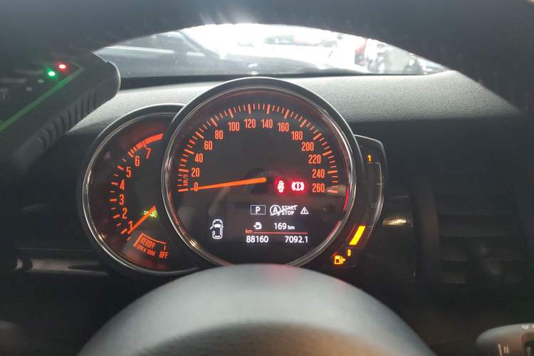 Used MINI 2019 2.0T COOPER S Artist