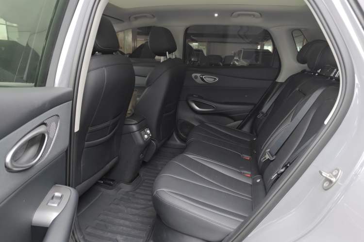 Used BYD Sealion 05 EV 2025 520 km Smart Cruise Version Left Rear Seat