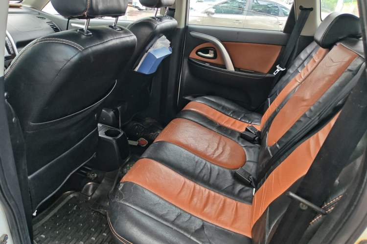 Used CHANGAN CX20 2014 1.4L Manual Sunroof Navigation Version – China IV Standard Left Rear Seat