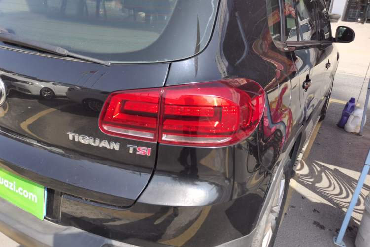 Used Volkswagen Tiguan L 2015 1.8TSI Automatic Two-Wheel Drive Trend Edition
