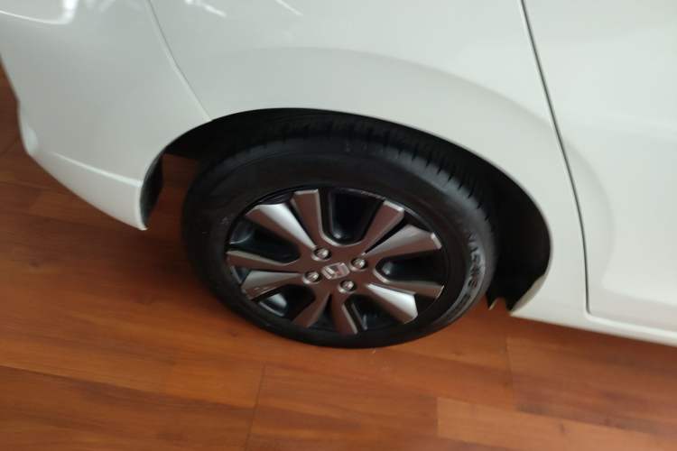 Used Honda Fit 2022 1.5L CVT Trendy Sunroof Edition Exterior 5