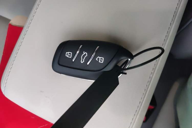 Used MG 4 EV 2026 Model 530 Smart Fun Edition Interior 1