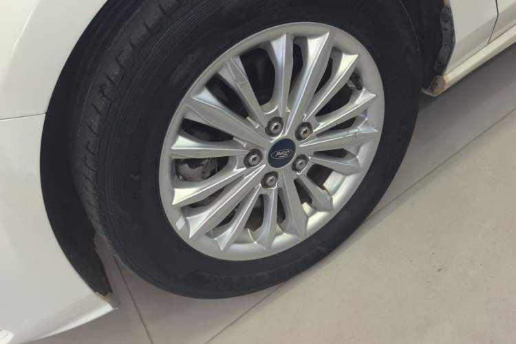 Used Ford Focus 2020 Sedan EcoBoost 180 Automatic Trend Edition