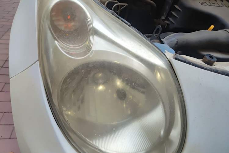 Used Suzuki Alto 2012 1.0L Manual Utility Version Right Front Headlight