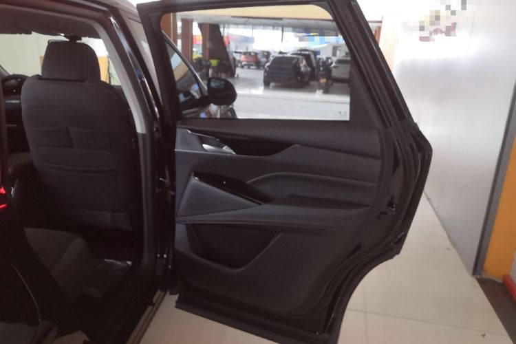 Used SAIC MAXUS D60 2022 1.5T Automatic Smart Enjoyment Version 5 Seats
