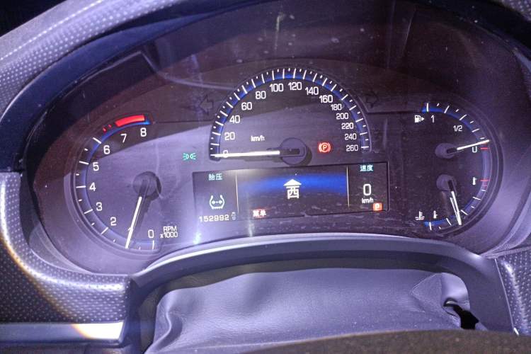 Used Cadillac XTS 2013 28T Luxury Model
