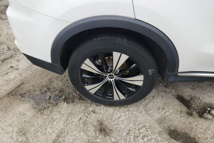 Used Roewe RX5 2020 PLUS 300TGI Automatic Ali National Style Luxury Edition