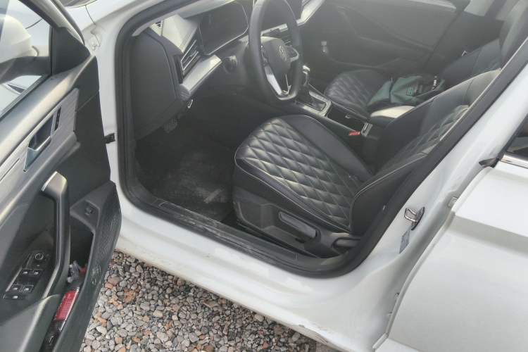 Used Volkswagen Sagitar 2023 200TSI DSG Excellence Edition Driver Seat