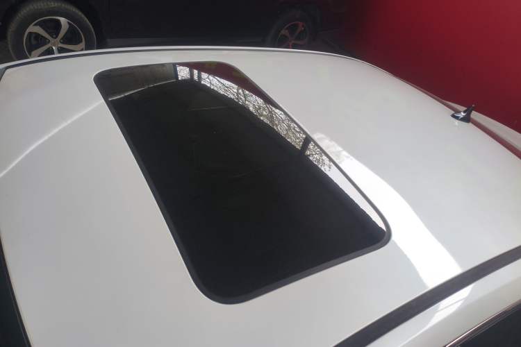 Used CHANGAN Ruicheng CC 2021 Blue Whale Edition 1.5T DCT Luxury Model Roof