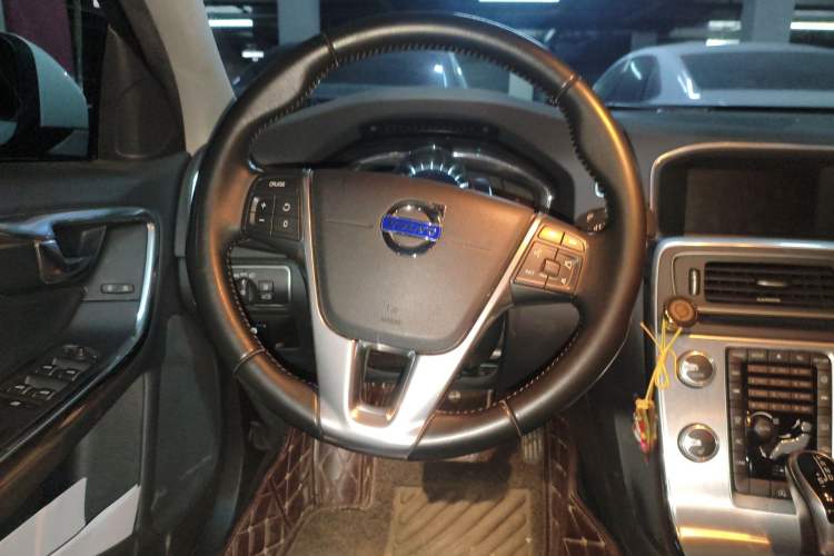 Used Volvo S60 2017 S60L T4 Smart Range Edition