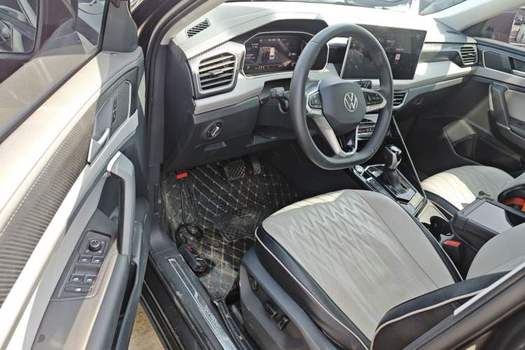 Used Volkswagen Tayron 2023 280TSI Two-Wheel-Drive Luxury Plus Advanced Version Driver Seat