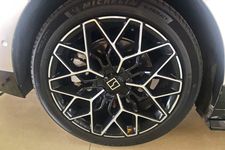 Used Zeekr 001 2024 WE Edition 95 kWh All-Wheel Drive