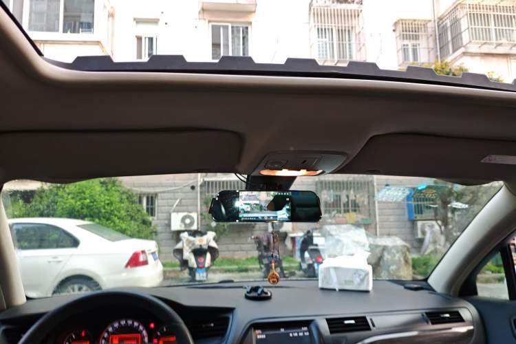 Used Citroen C5 2013 2.0L Automatic Luxury Model
