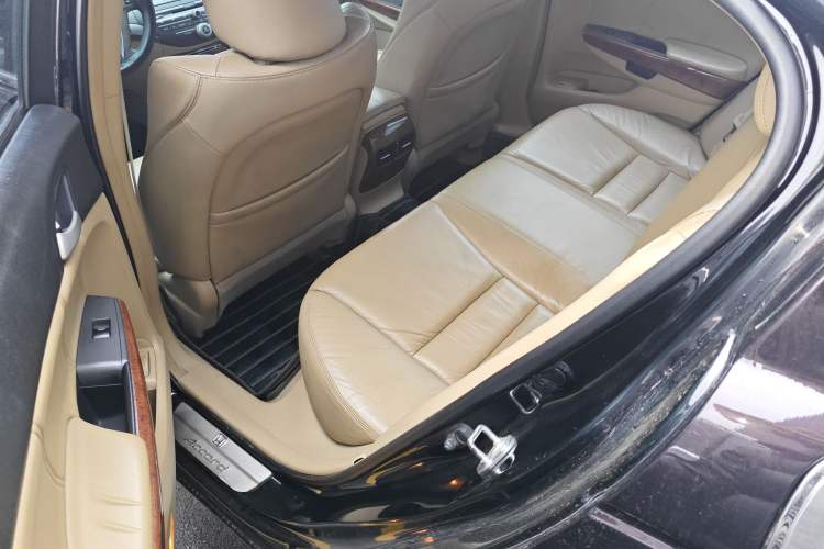 Used Honda Accord 2012 2.0L SE Left Rear Seat