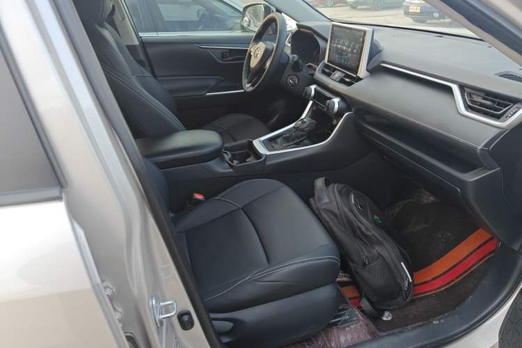 Used Toyota Wildlander 2020 2.0L CVT Two-Wheel Drive Leading Edition