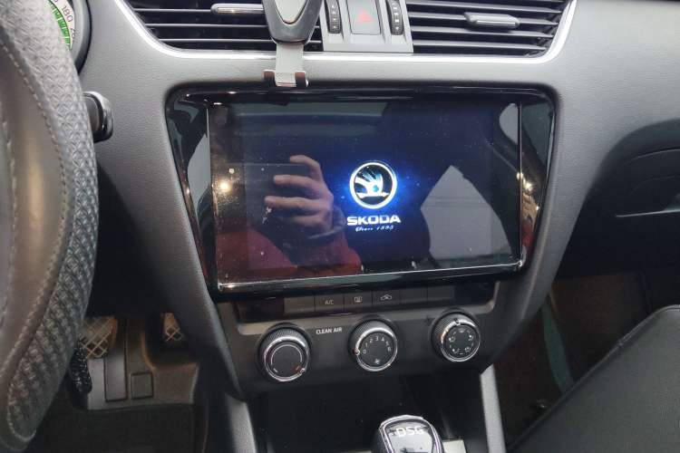 Used Skoda Octavia 2020 TSI280 DSG SmartDrive Luxury Edition