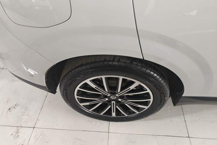 Used Leapmotor B10 2025 510 Joyful Edition Right Rear Wheel Hub