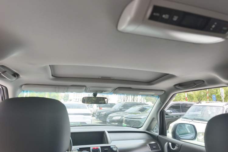 Used Honda Elysion 2015 2.4L VTi-S Prestige Edition