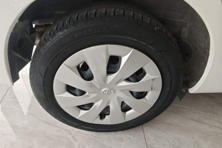 Used Toyota Vios FS 2017 1.5L CVT Fengchi Edition Right Rear Wheel Hub