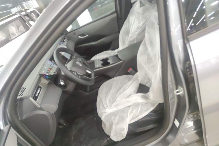 Used BYD Qin PLUS 2026 DM-i 128KM Progressive Model Left Front Seat