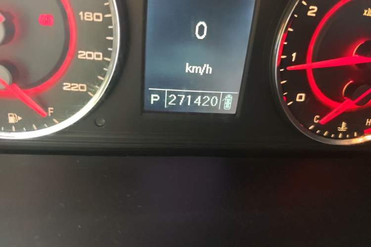 Used SAIC MAXUS G10  Odometer Close Up