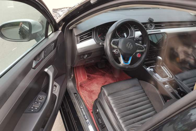 Used Volkswagen Magotan 2020 280TSI DSG Comfort Edition Interior 3