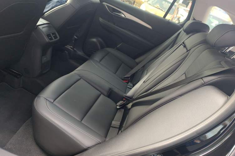 Used Buick Envision 2024 Encore Plus 28T Two-Wheel Drive Luxury Edition Left Rear Seat