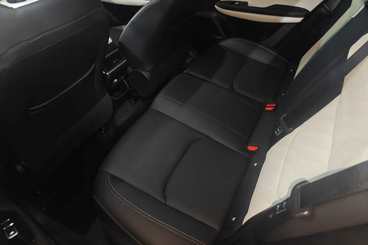 Used Geely Auto Emgrand L 2022 1.4T CVT Flagship Edition