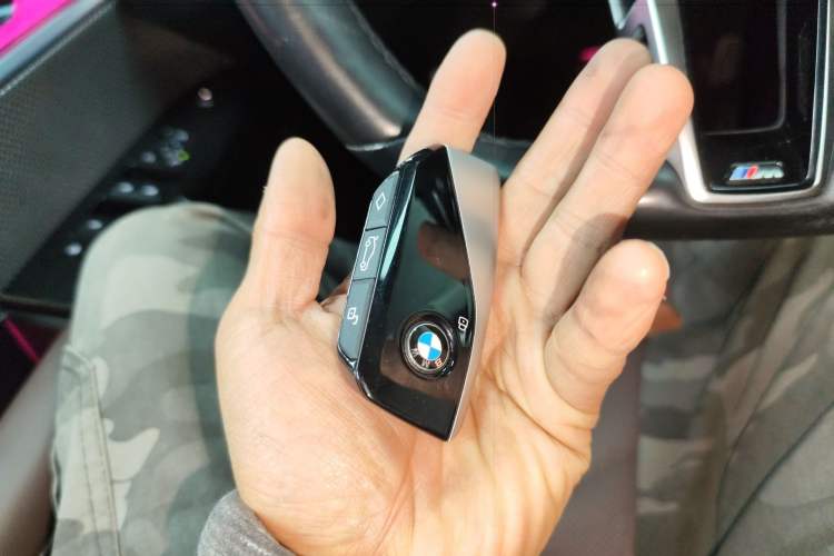 Used BMW 7 Series 2023 735Li M Sport Package Vehicle Key