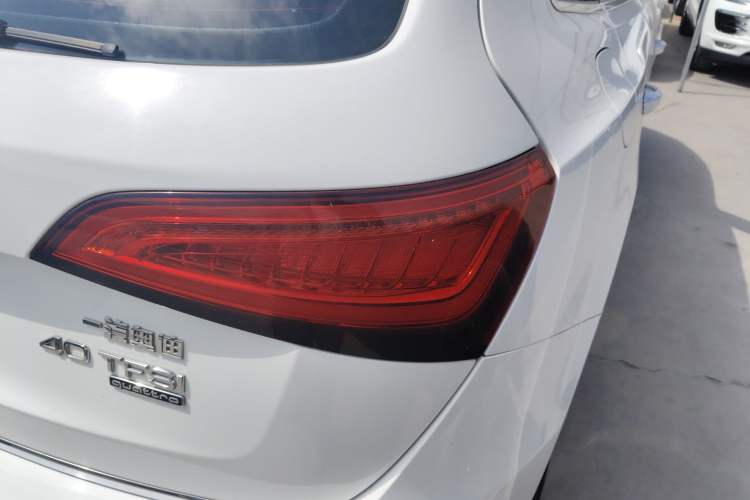 Used Audi Q5 2017 40 TFSI Ambition Edition Right Rear Taillight
