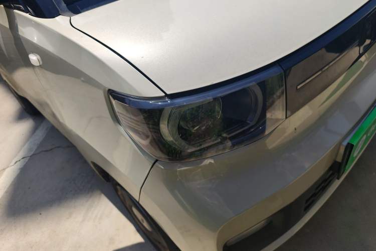 Used Wuling Hongguang MINIEV 2022 Macaron Premium Model – Lithium Iron Phosphate Right Front Headlight