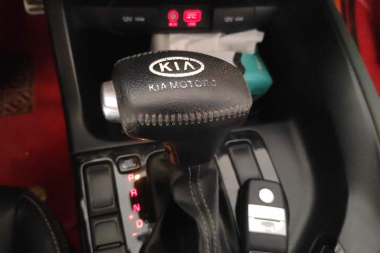 Used Kia KX7 2020 2.0T Automatic Two-Wheel Drive GLS 7-Seater
