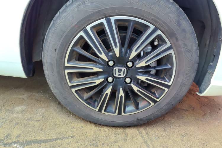 Used Honda Fit 2021 1.5L CVT Trendy Edition Right Front Wheel Hub