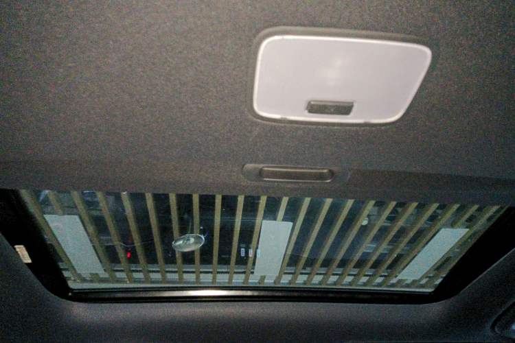 Used Hyundai ENCINO 2018 1.6T Dual-Clutch ZhiPao Edition China V Standard Headliner