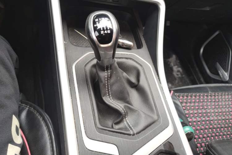 Used Geely Auto Vision X6 2020 1.4T Manual Luxury Model
