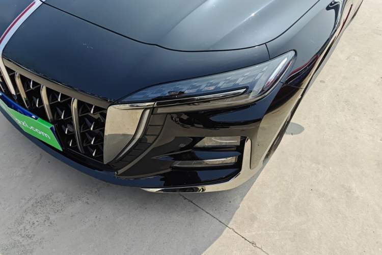 Used Hongqi H6 2024 2.0T ZhiMei Edition
