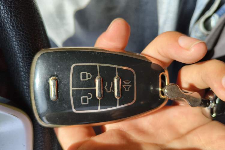 Used BAIC Weiwang M50F 2017 1.5L Luxury Model
