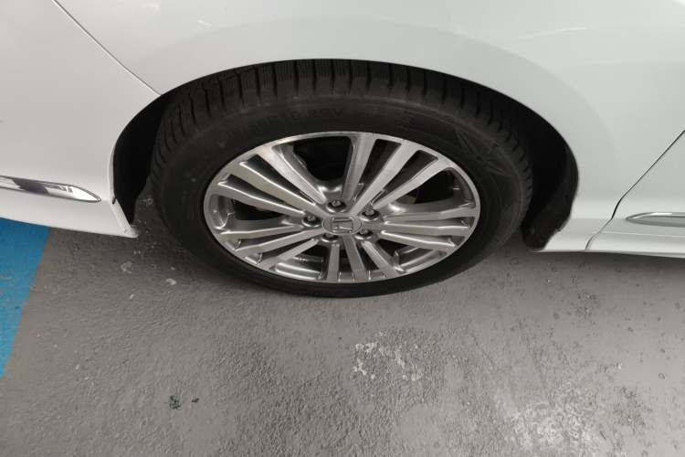 Used Honda Elysion 2016 2.4L Luxury Edition
