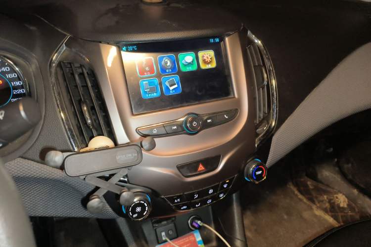 Used Chevrolet Cruze 2018 Revised Version 320 Automatic Pioneer Edition Audio And AC Panel