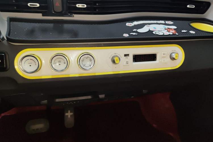 Used Wuling Hongguang MINIEV 2021 Macaron Premium Model – Lithium Iron Phosphate