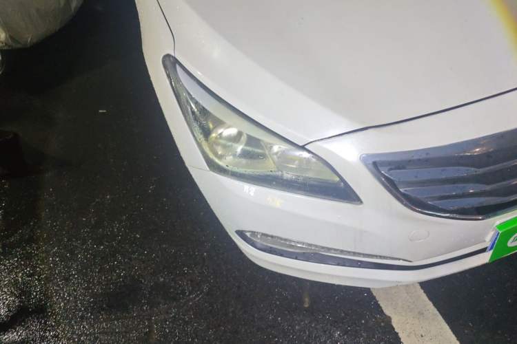 Used Hyundai Mistra 2016 1.8L Automatic Smart GLS Right Front Headlight