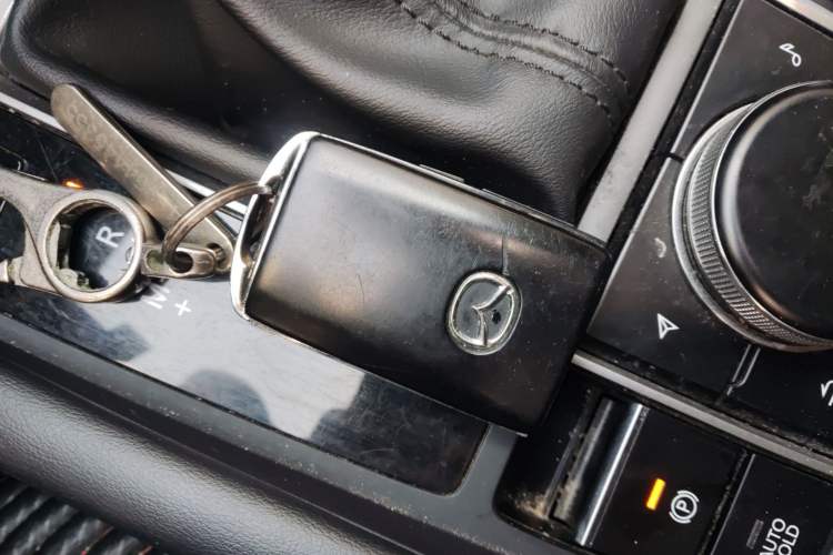 Used Mazda 3 Axela 2021 1.5L Automatic Zhiyue Edition Vehicle Key