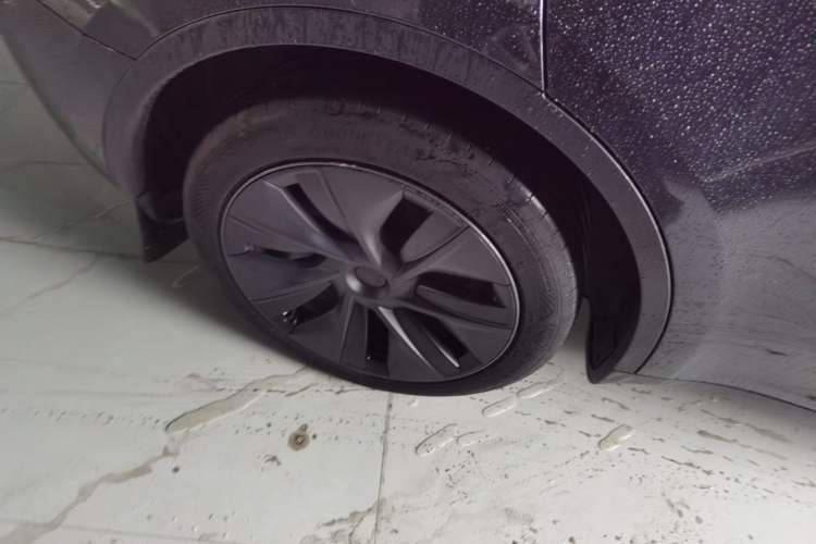 Used Tesla Model Y 2024 Rear-Wheel-Drive Version