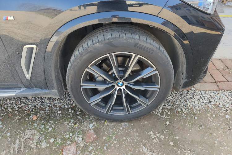 Used BMW X5 2022 Restyled xDrive 30Li Luxury Version M Sport Package