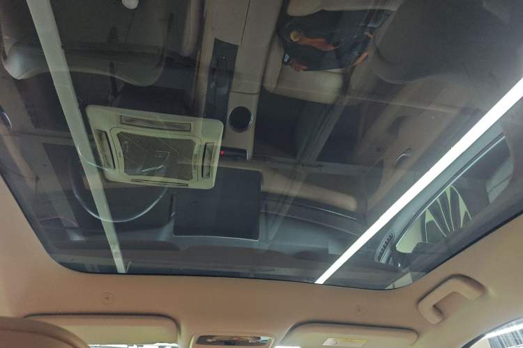 Used Hima AITO M5 2022 Extended-Range Four-Wheel Drive Performance Version Headliner